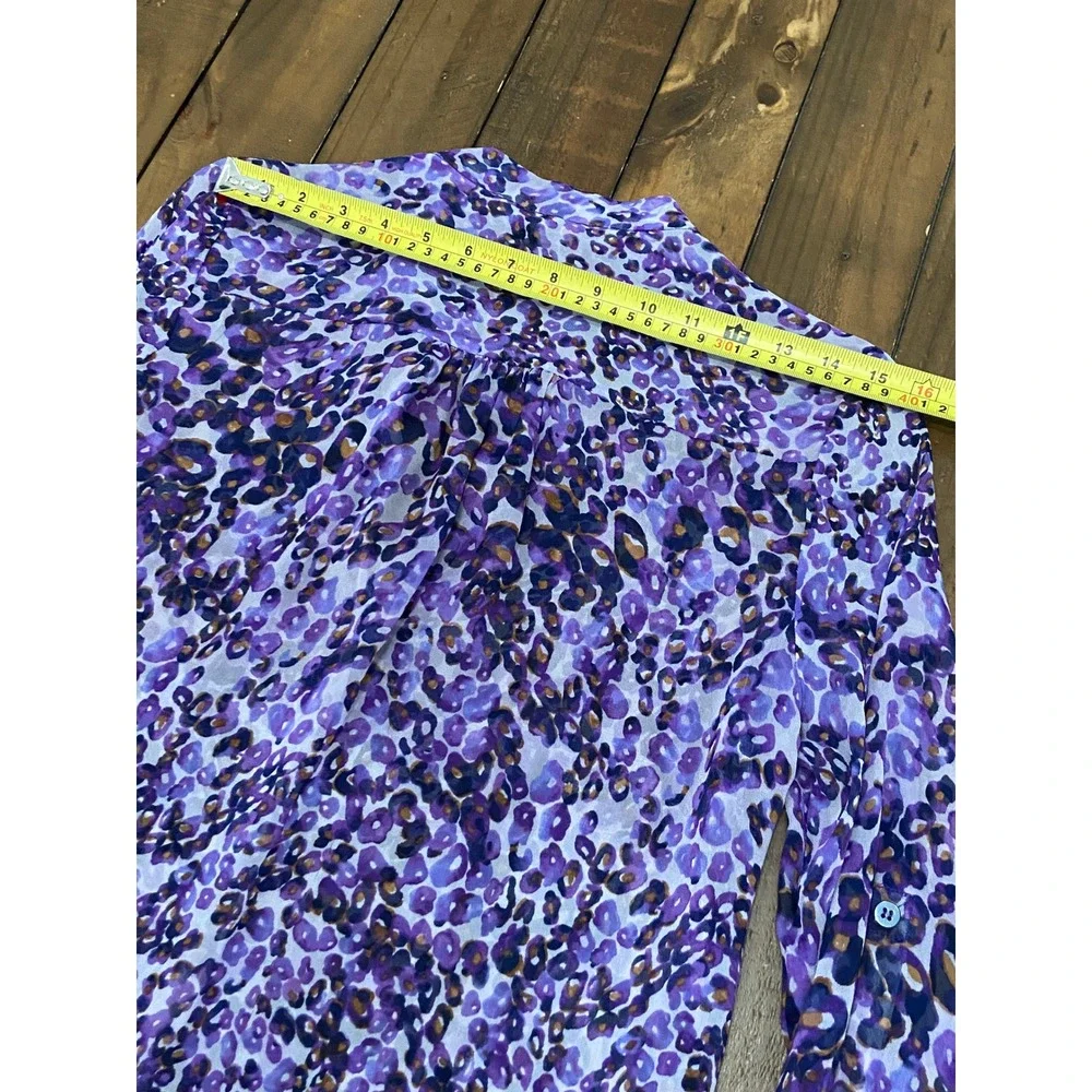 Diane von Furstenberg Purple Leopard Print Silk Button Down Blouse Size 4 DVF - Picture 8 of 8